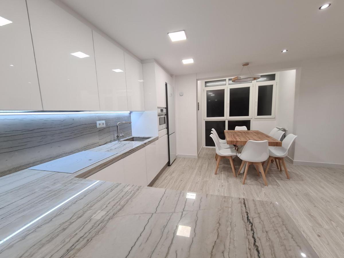 104A Apartamento Para 8 Personas Gijón Eksteriør billede